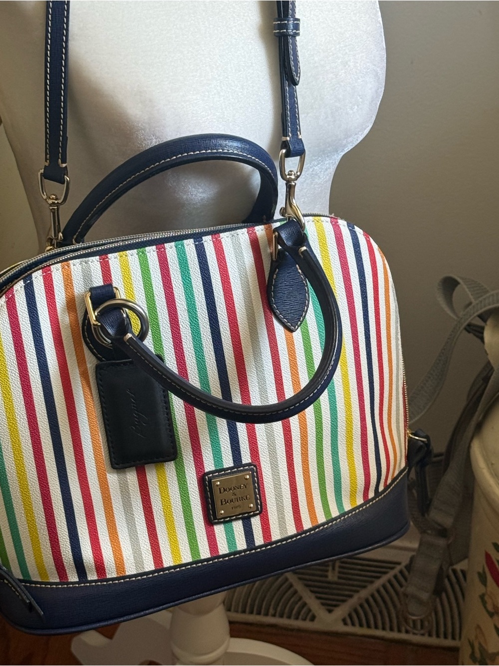 Like New Vintage Dooney &Bourke “Catalina” Striped Satchel with Navy Trim - Picture 12 of 15